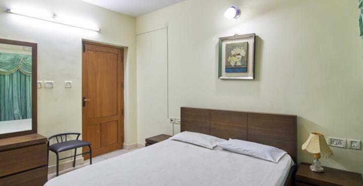 Krishna Gardens Hotel กูรูวาเยอร์ ภายนอก รูปภาพ
